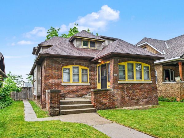4131 N 16th St, Milwaukee, WI 53209