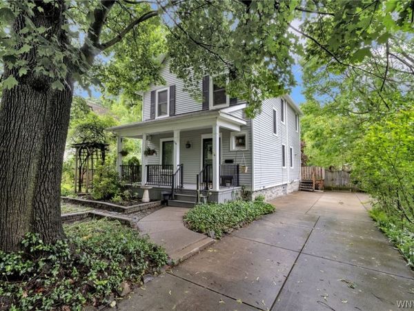 114 N Ellicott Street, Williamsville, NY 14221