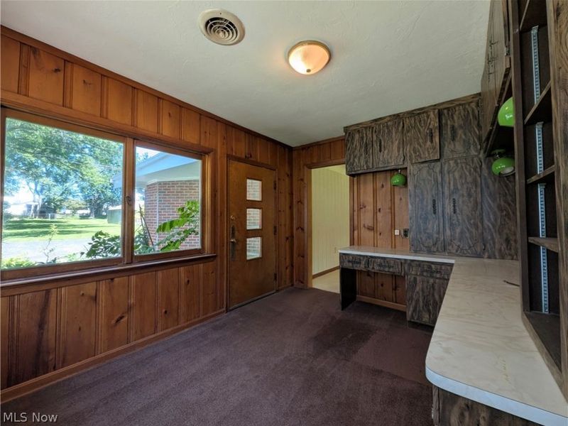 6986 Big Creek Parkway, Middleburg Heights, OH 44130 Photo 30
