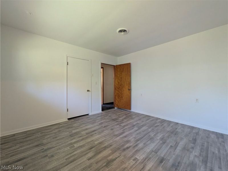 6986 Big Creek Parkway, Middleburg Heights, OH 44130 Photo 40