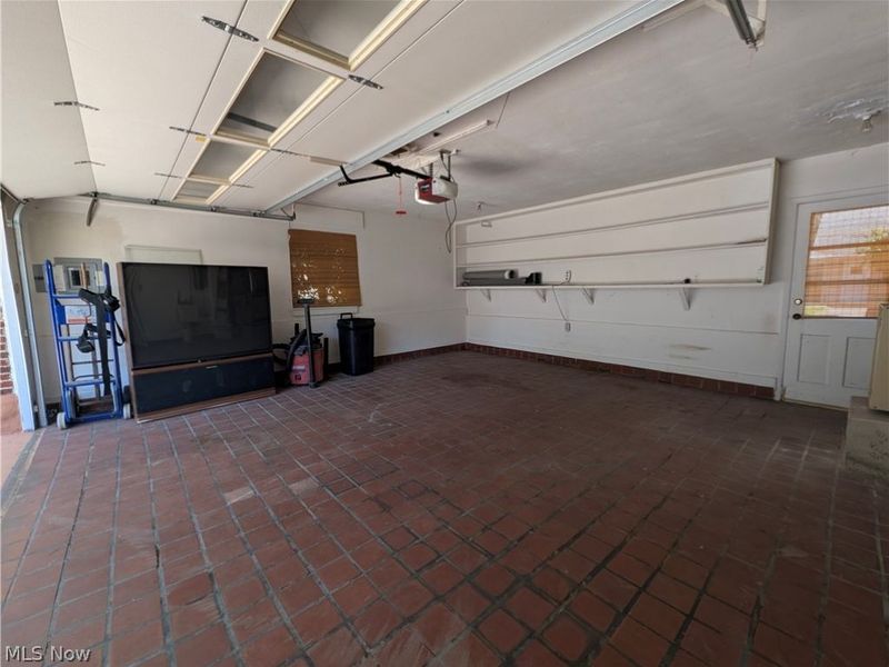 6986 Big Creek Parkway, Middleburg Heights, OH 44130 Photo 45