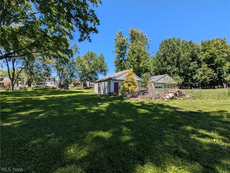 6986 Big Creek Parkway, Middleburg Heights, OH 44130 Photo 8