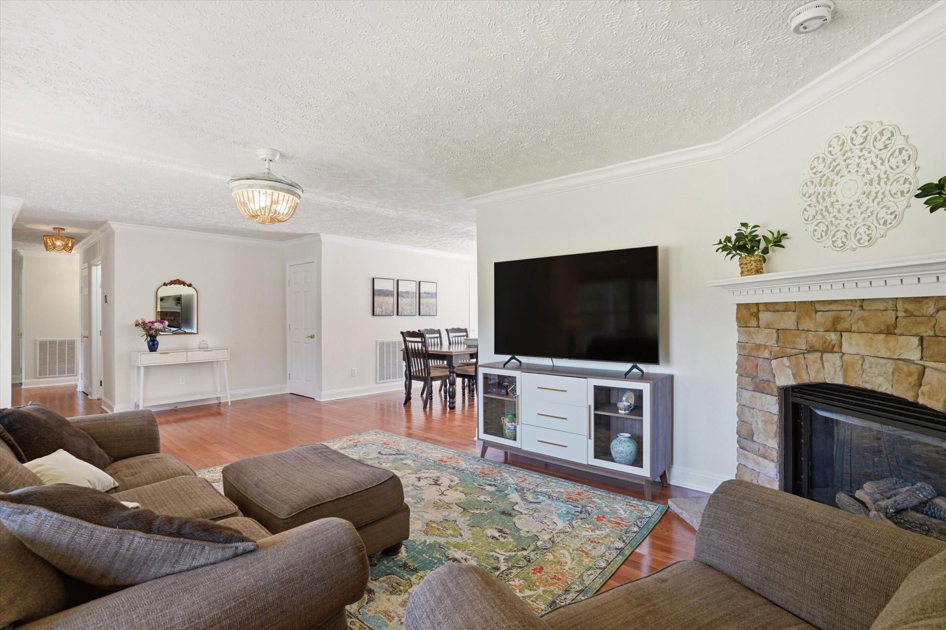442 Sun Valley Lane Photo 15