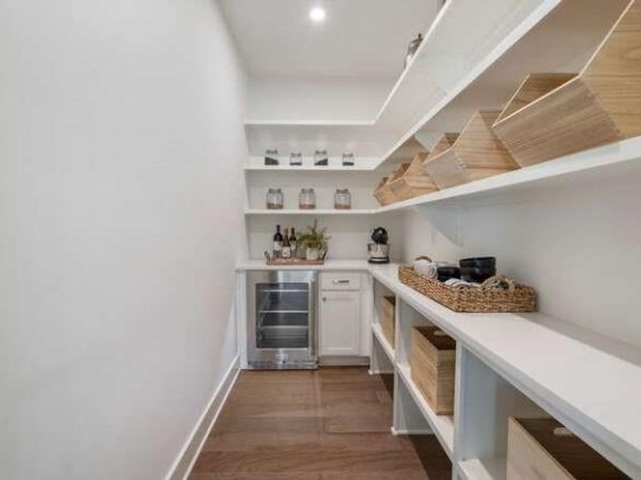 Property Image 136