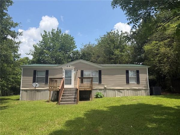 4128 Price Road , Gainesville, GA 30506