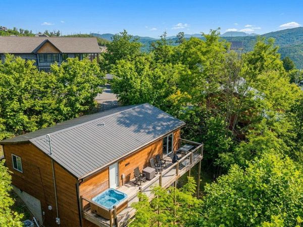 628 Pinecrest Drive, Gatlinburg, TN 37738