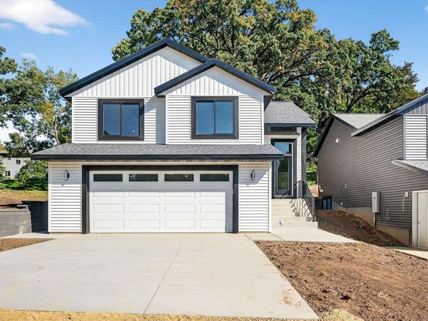213 20th Street SW, Rochester, MN 55902