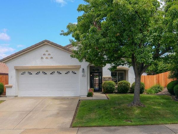 1313 Kerslake Cir, Folsom, CA 95630