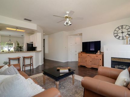 1313 Kerslake Cir, Folsom, CA 95630 Photo