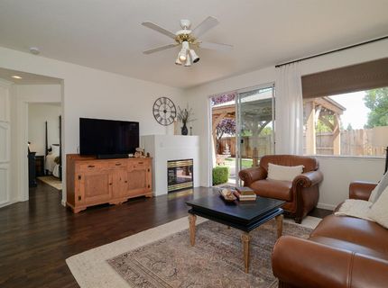 1313 Kerslake Cir, Folsom, CA 95630 Photo