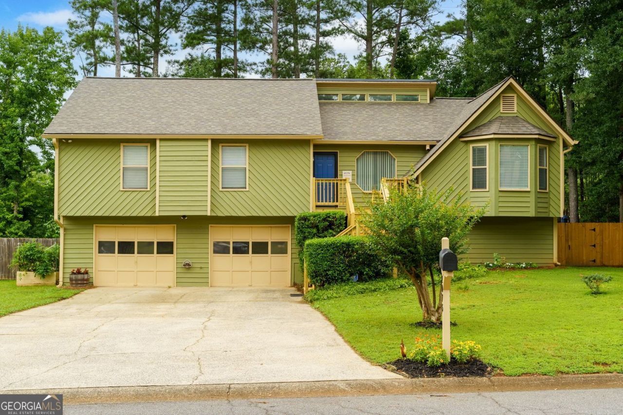 2075 Arrowhead Trail, Marietta, GA 30062 Main Photo