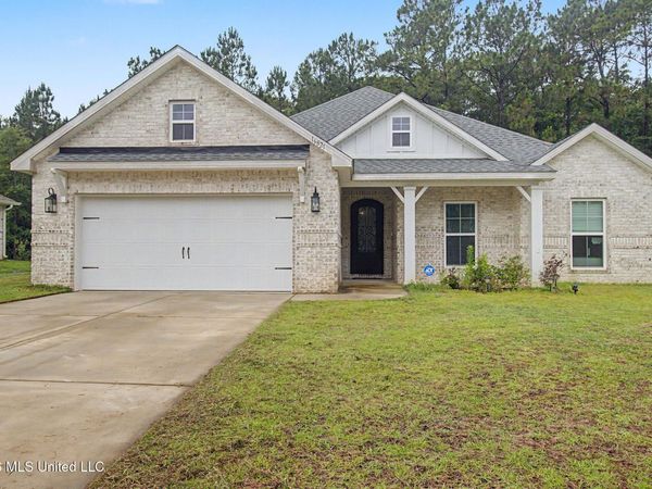 16821 W Landon Green Circle, Gulfport, MS 39503