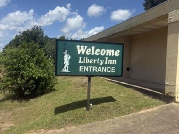 6172 Plaza Drive, Tylertown, MS 39667