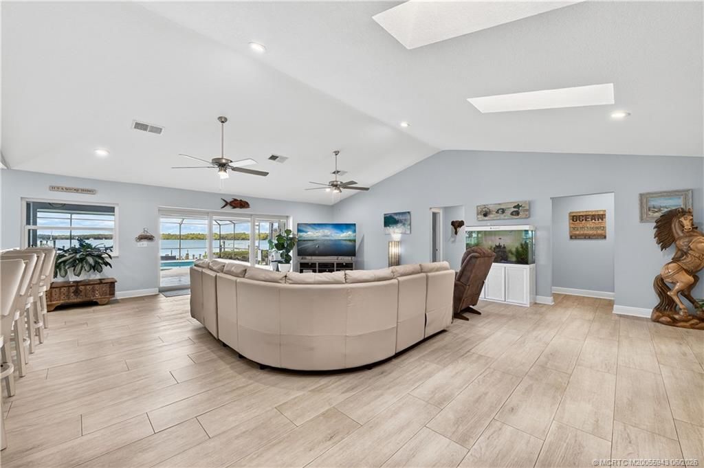 1007 SE Kitching Cove Lane, Port Saint Lucie, FL 34952 Photo
