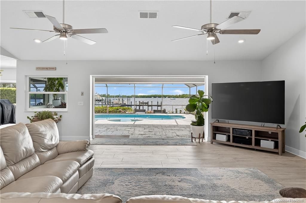 1007 SE Kitching Cove Lane, Port Saint Lucie, FL 34952 Photo