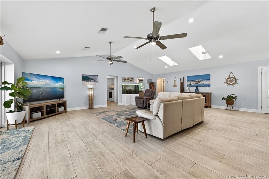 1007 SE Kitching Cove Lane, Port Saint Lucie, FL 34952 Photo