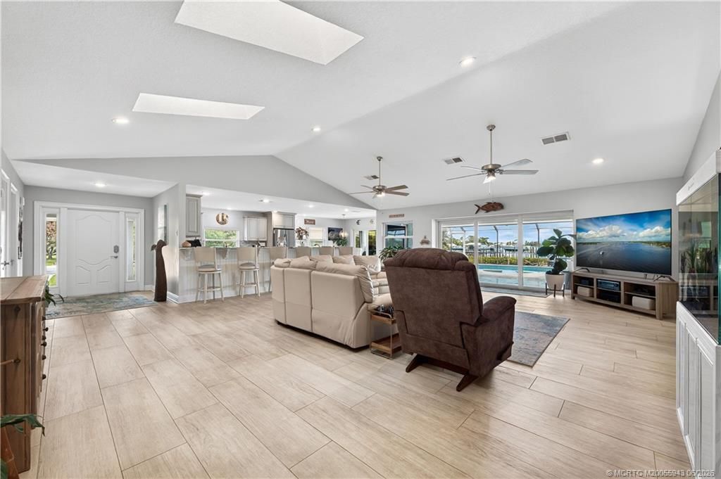 1007 SE Kitching Cove Lane, Port Saint Lucie, FL 34952 Photo