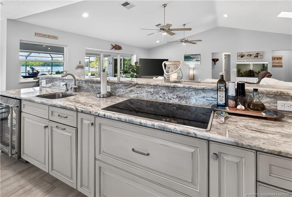 1007 SE Kitching Cove Lane, Port Saint Lucie, FL 34952 Photo