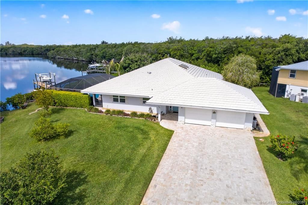 1007 SE Kitching Cove Lane, Port Saint Lucie, FL 34952 Photo
