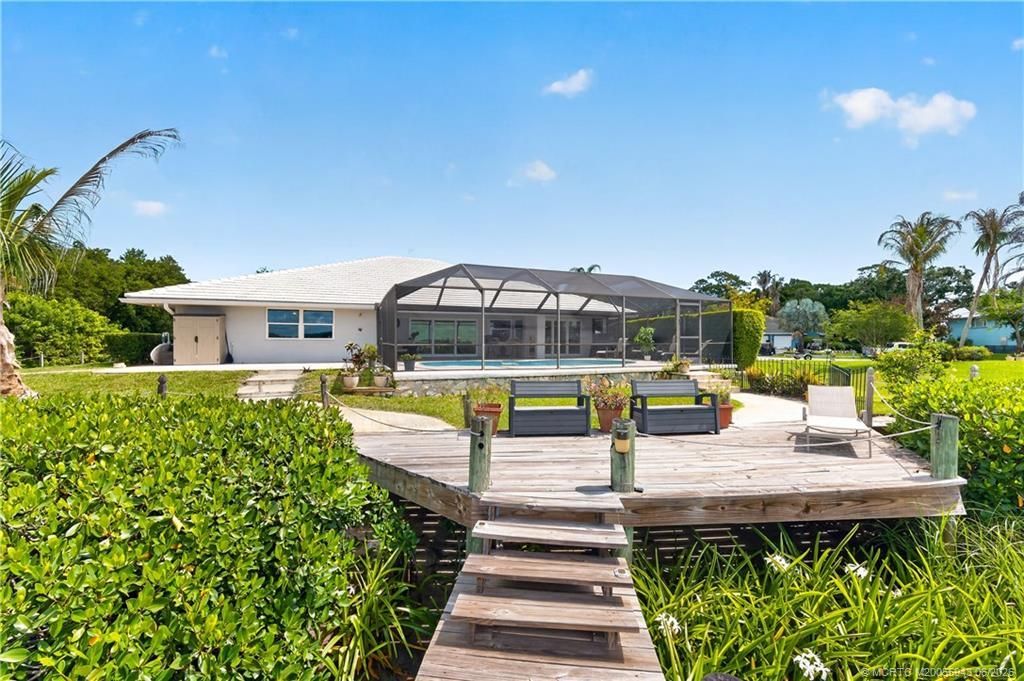1007 SE Kitching Cove Lane, Port Saint Lucie, FL 34952 Photo