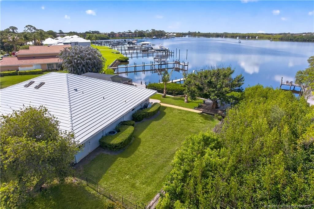 1007 SE Kitching Cove Lane, Port Saint Lucie, FL 34952 Photo