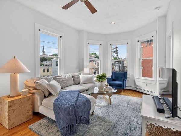 118 High St, Unit 9, Boston, MA 02129