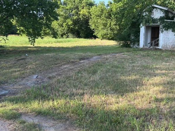 100 N 6th Street, Madill, OK 73446