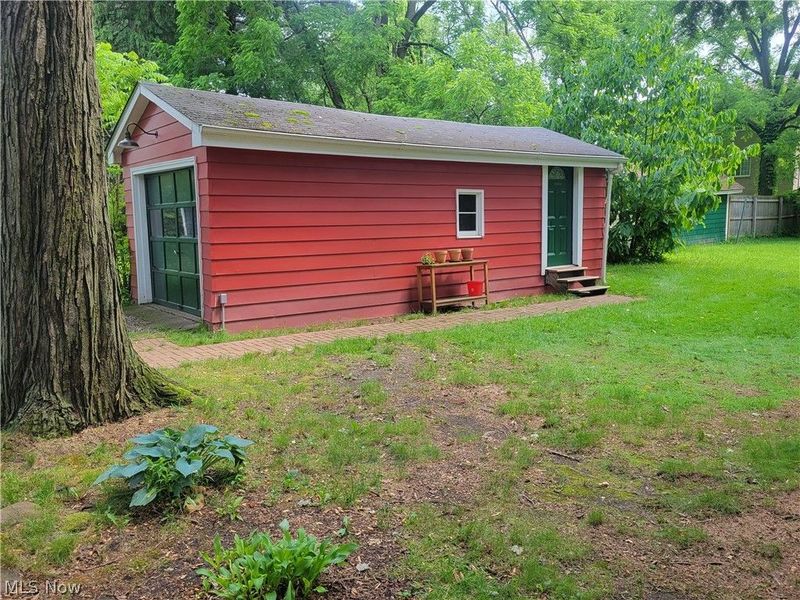 1433 Cedar Street, Kent, OH 44240 Photo 4