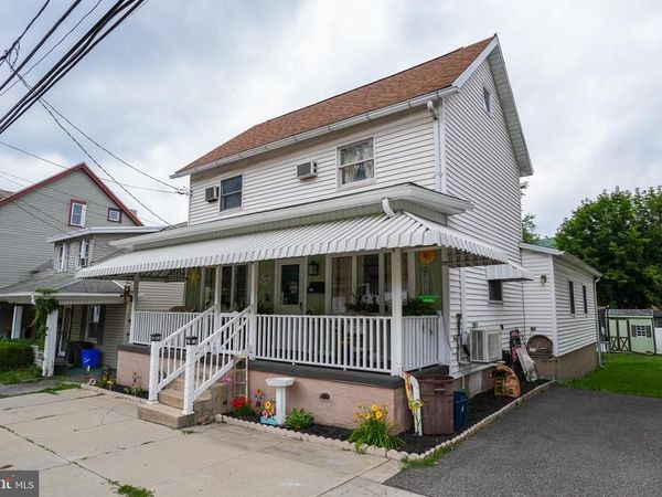 244 W RAILROAD STREET , NESQUEHONING, PA 18240