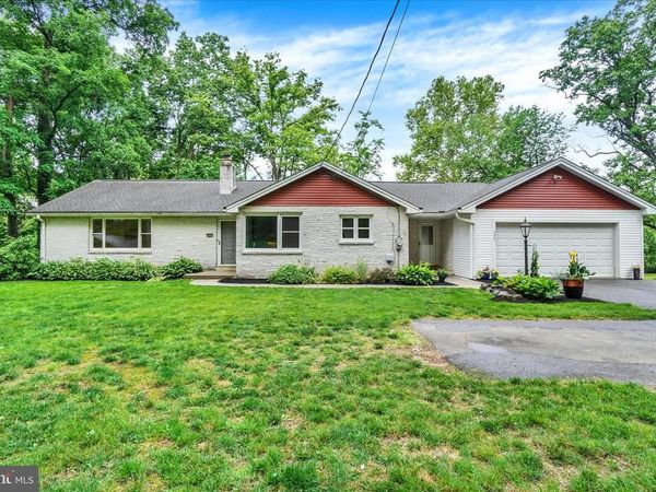 537 MILLER ROAD, ELIZABETHTOWN, PA 17022