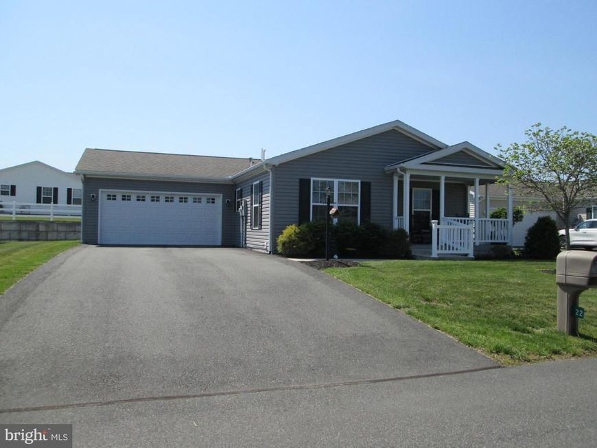 22 Finch Drive N, Bechtelsville, PA 19505 Main Photo