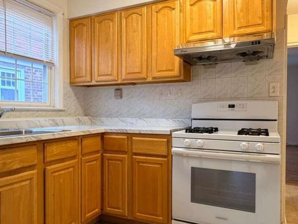 7731 166th Street, Fresh Meadows, NY 11366