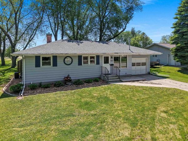 947 REDLEY COURT, Green Bay, WI 54304