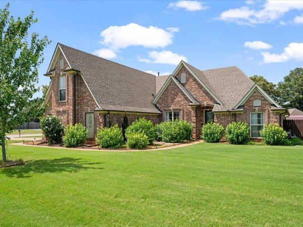 10 INEZ CV, Somerville, TN 38068