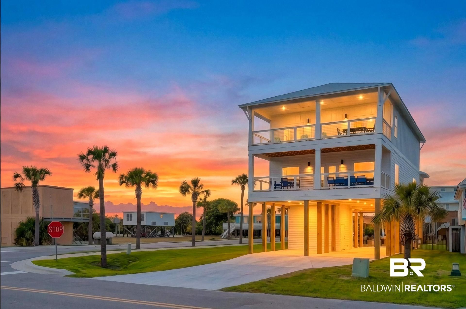 390 E 1st Avenue, Gulf Shores, AL 36542 Main Photo