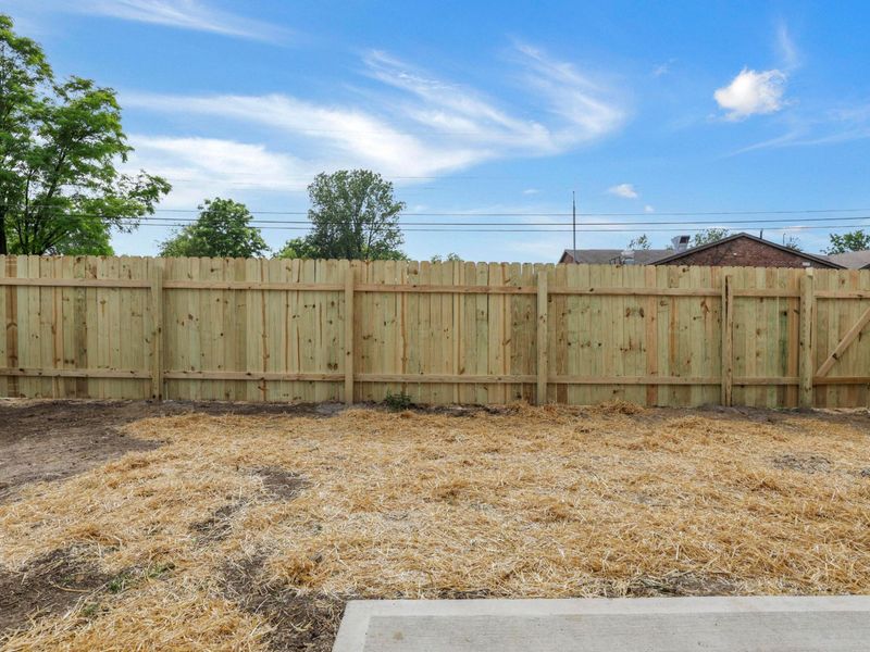 1519 Delbert Road, Columbus, OH 43219 Photo 39