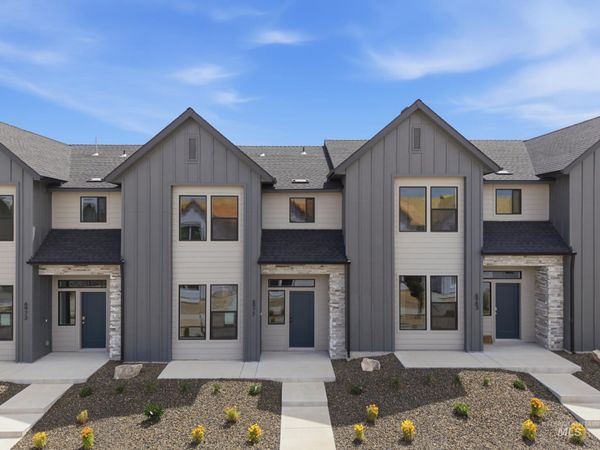 6977 S Spindlebush Ave, Boise, ID 83709