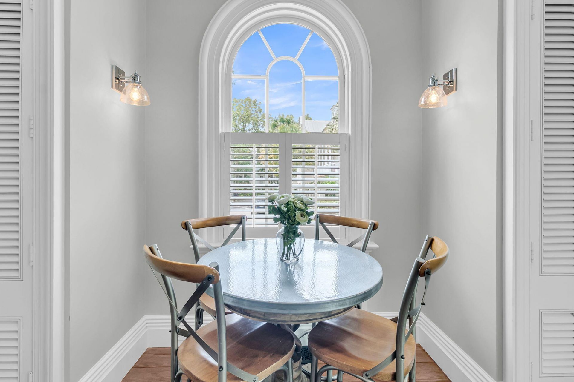 126 Ionsborough Street Photo 14