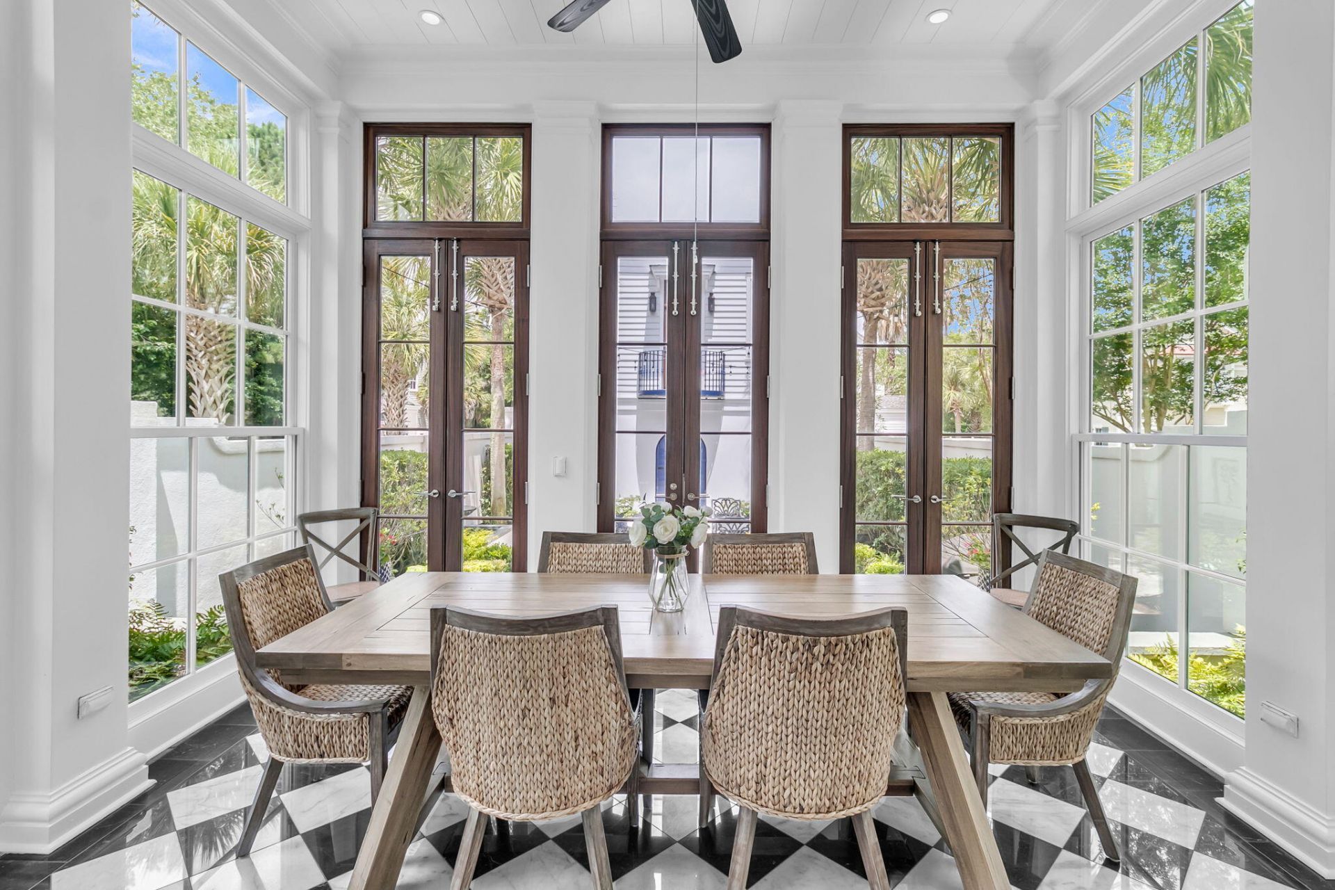 126 Ionsborough Street Photo 17