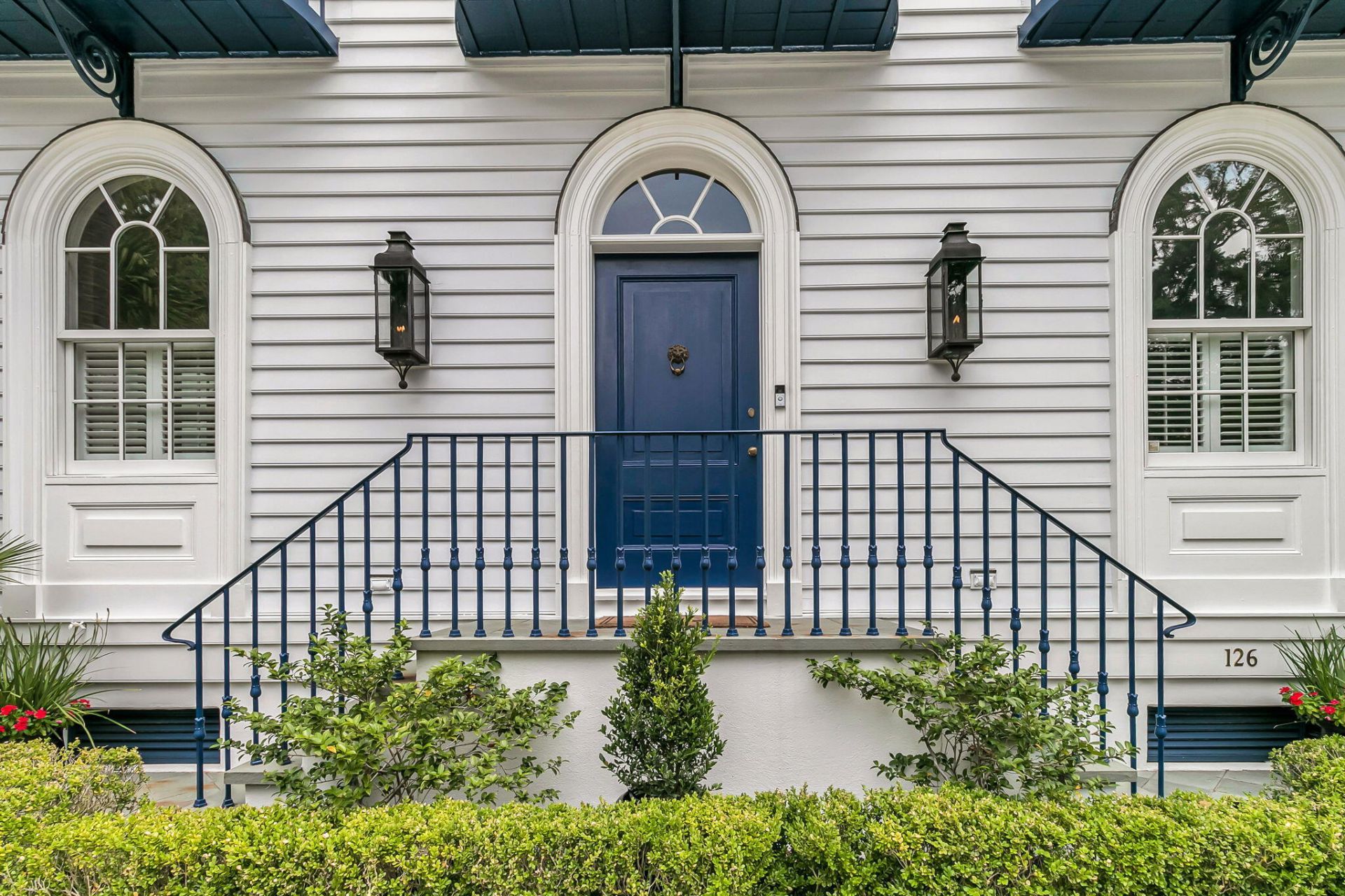 126 Ionsborough Street Photo 4