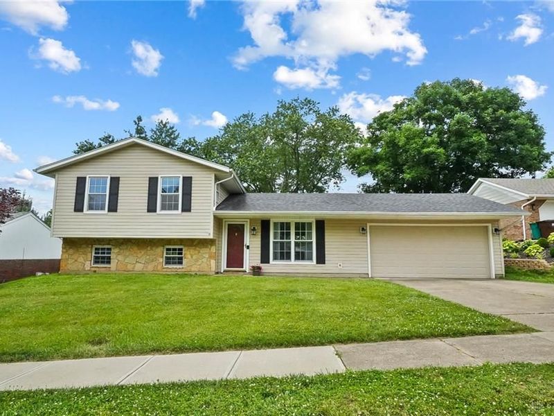 205 Evergreen Drive, Springboro, OH 45066 Photo 1