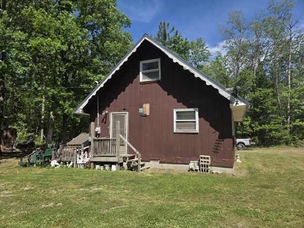 12050 W Shore Street, Atlanta, MI 49709