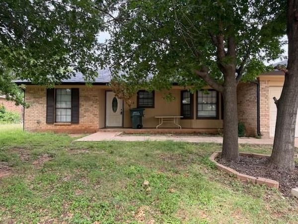 7534 John Carroll Drive , Abilene, TX 79606