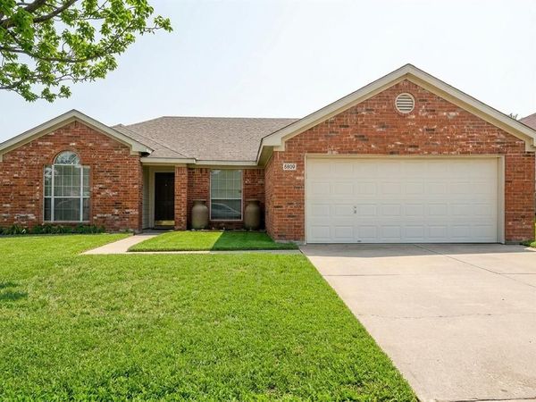 1709 Ryanfeld Drive, Mansfield, TX 76063