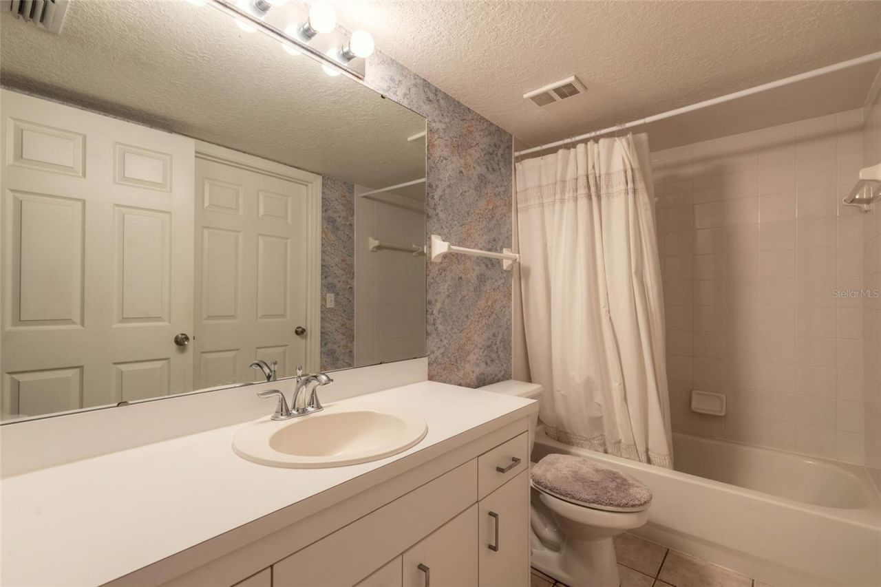 407 Bouchelle Drive, Unit 303, New Smyrna Beach, FL 32169 Photo