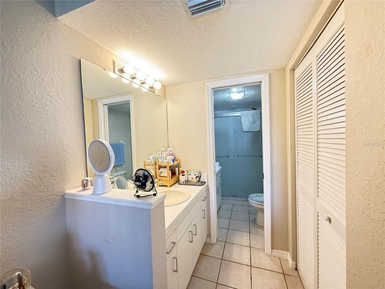 407 Bouchelle Drive, Unit 303, New Smyrna Beach, FL 32169 Photo