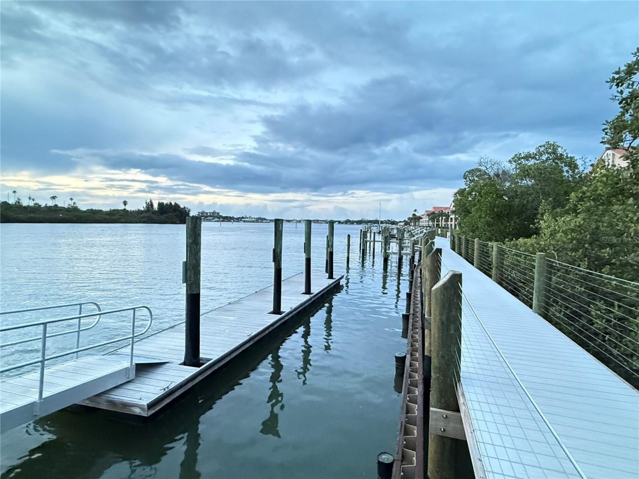 407 Bouchelle Drive, Unit 303, New Smyrna Beach, FL 32169 Photo