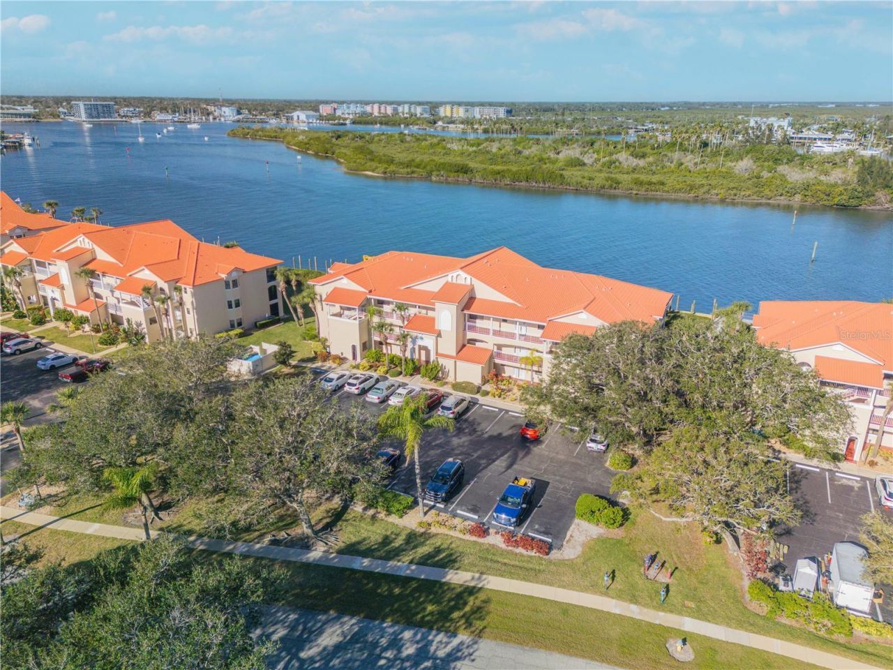 407 Bouchelle Drive, Unit 303, New Smyrna Beach, FL 32169 Photo