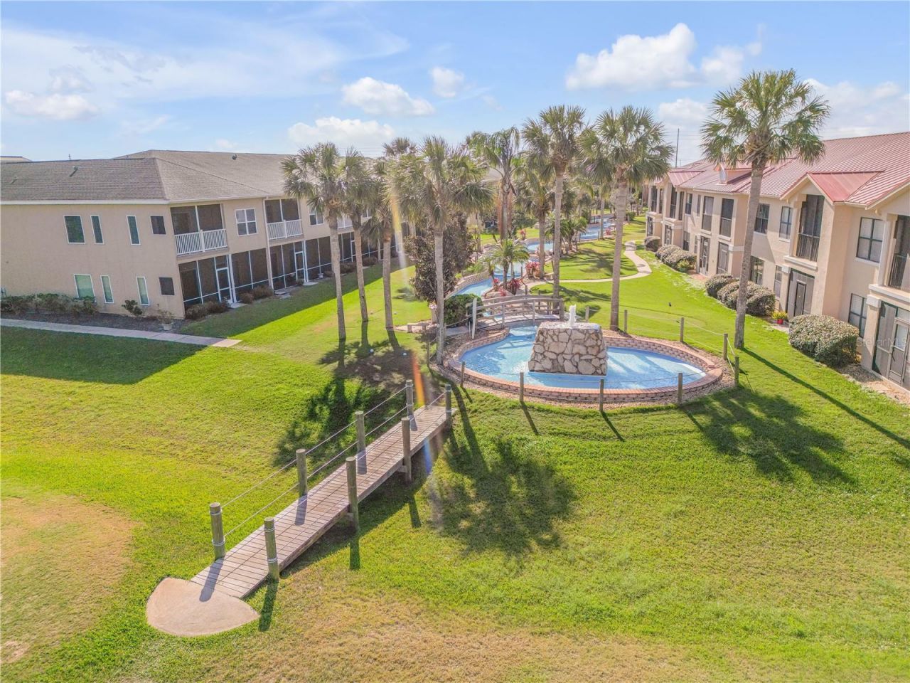 407 Bouchelle Drive, Unit 303, New Smyrna Beach, FL 32169 Photo