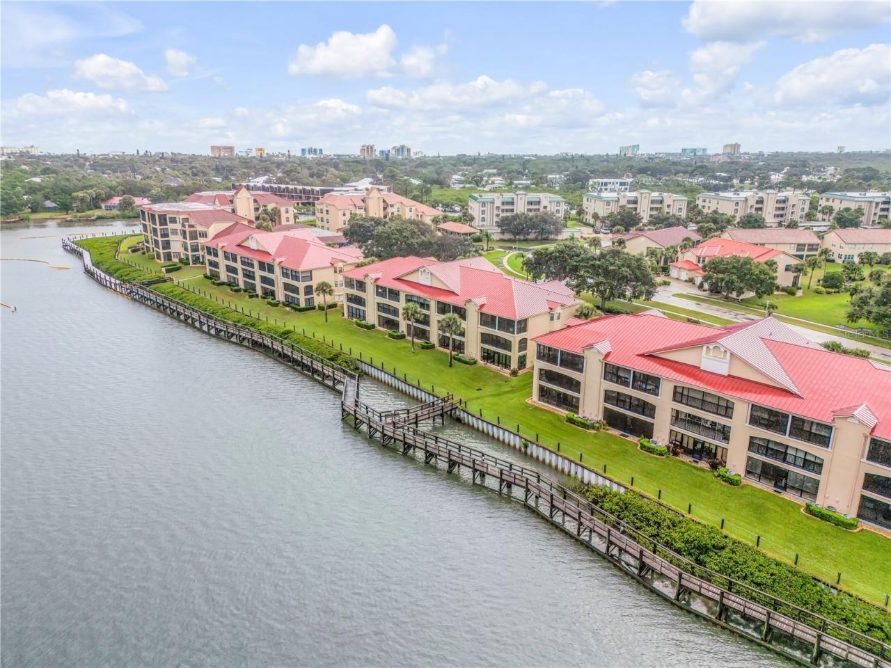 407 Bouchelle Drive, Unit 303, New Smyrna Beach, FL 32169 Photo